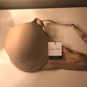 *New w/ tags* Calvin Klein “Modern T-shirt” Bra